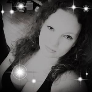 Meet your Posher, Carrie